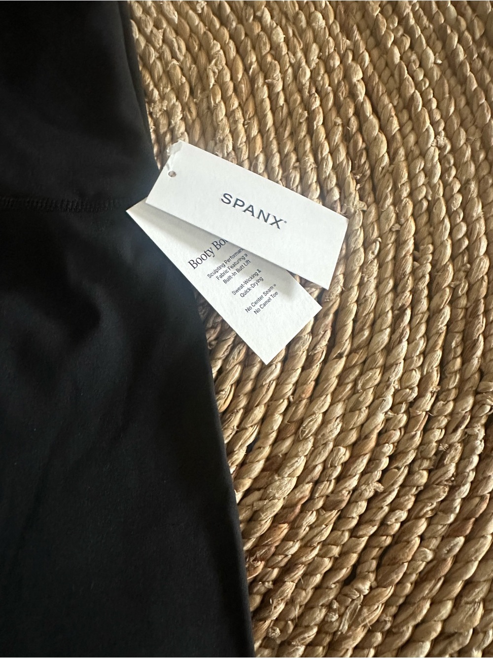 SPANX® BLACK BOOTY BOOST ACTIVE 7/8 LEGGINGS Medium NWT - Picture 3 of 7